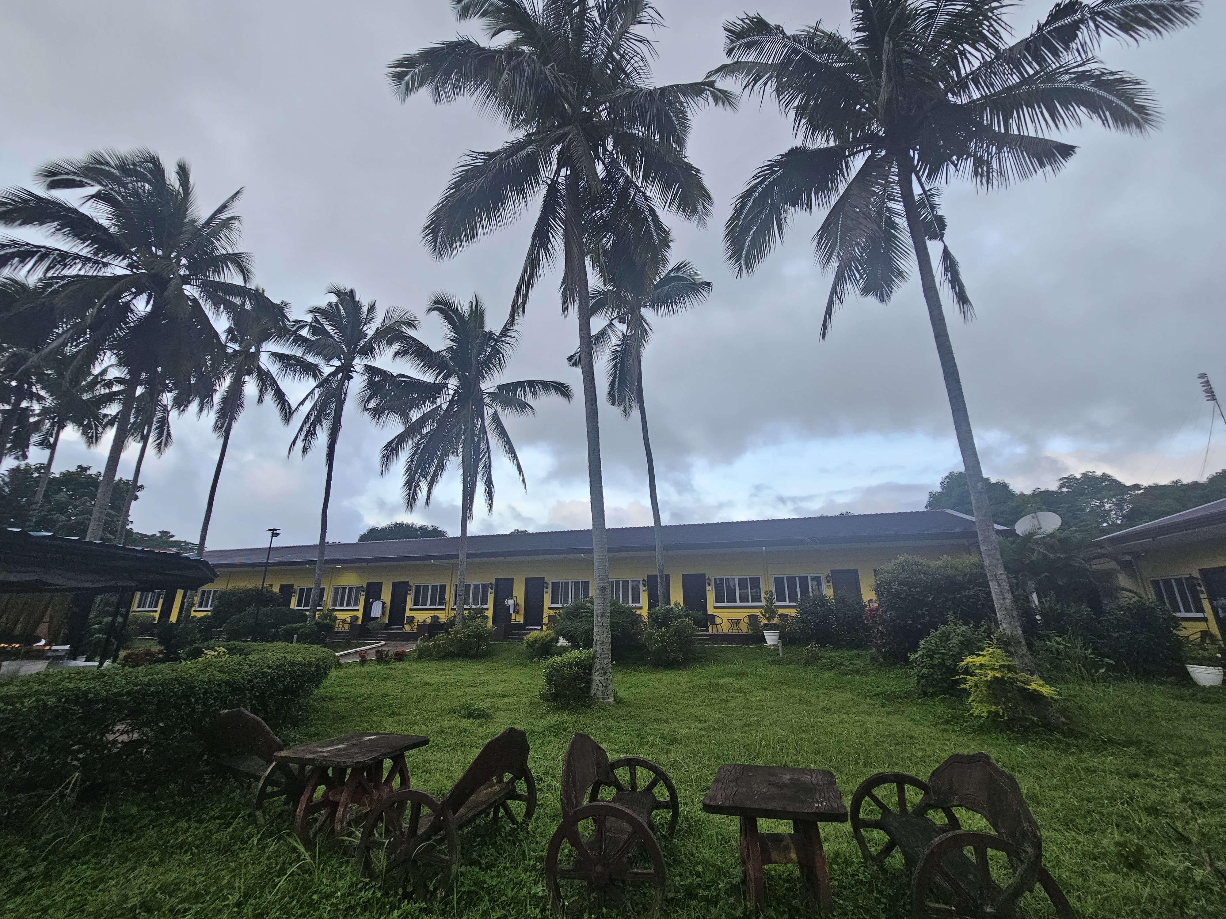 마닐라 써밋포인트 리조트 패키지