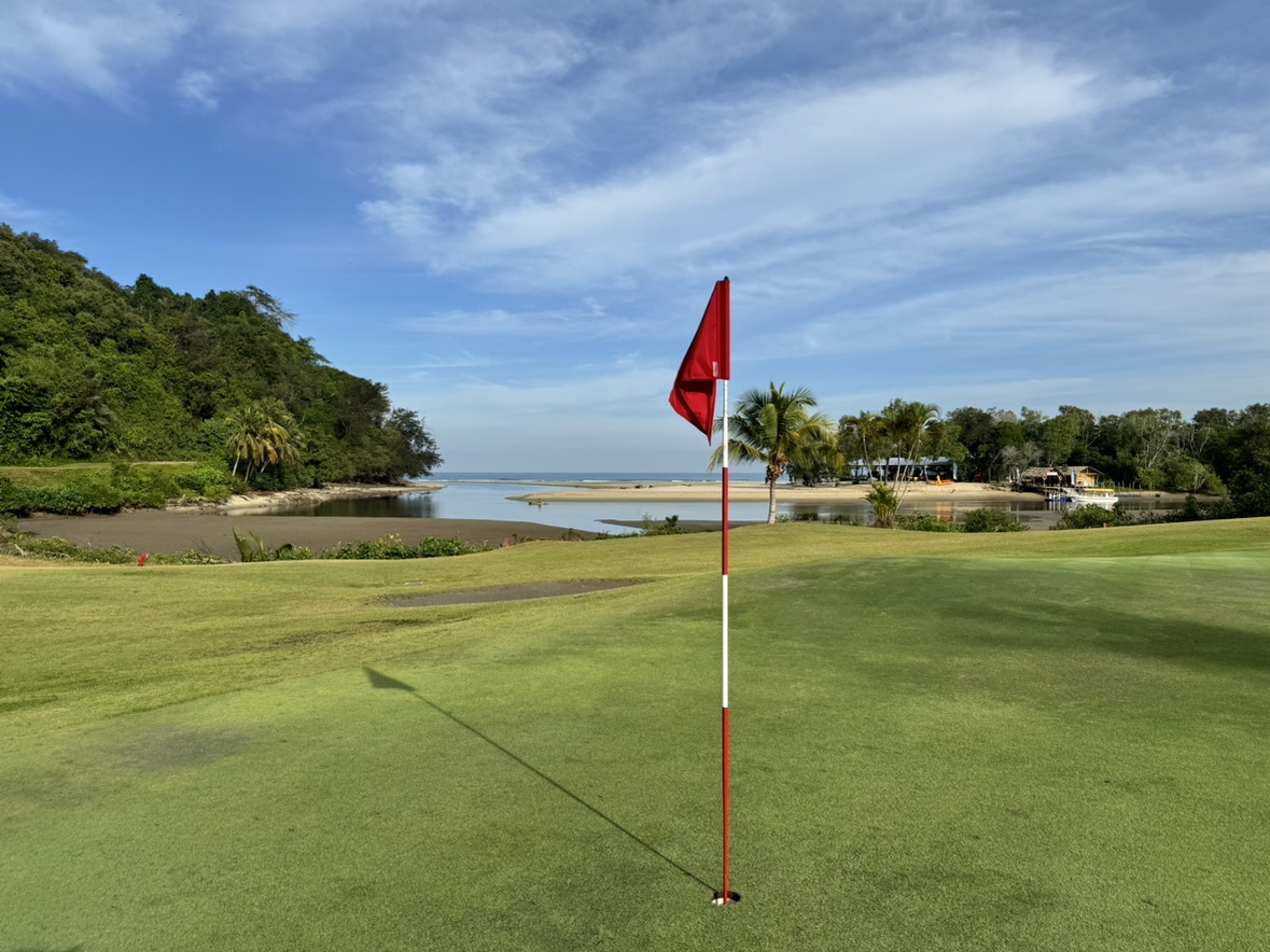 코타키나발루 달릿베이 2색 골프 패키지