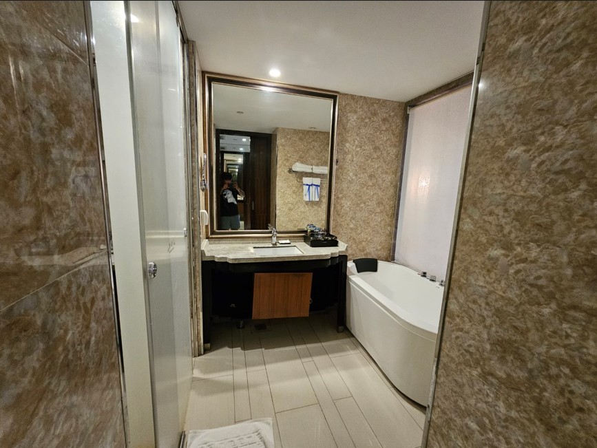 위해 실속 3색 골프 패키지