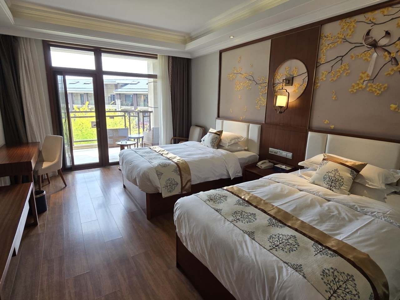 제남 아카디아온천 2색 골프 패키지