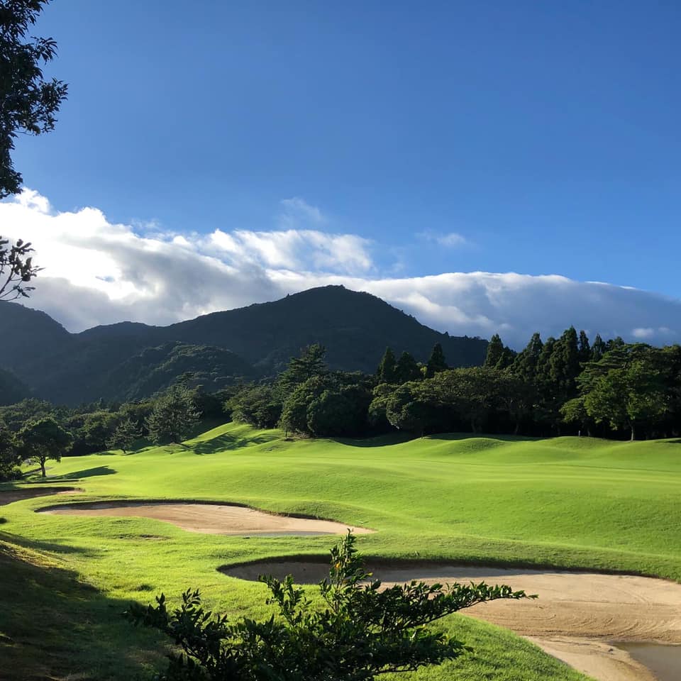 나고야 유노야마 온천 2색 골프 패키지
