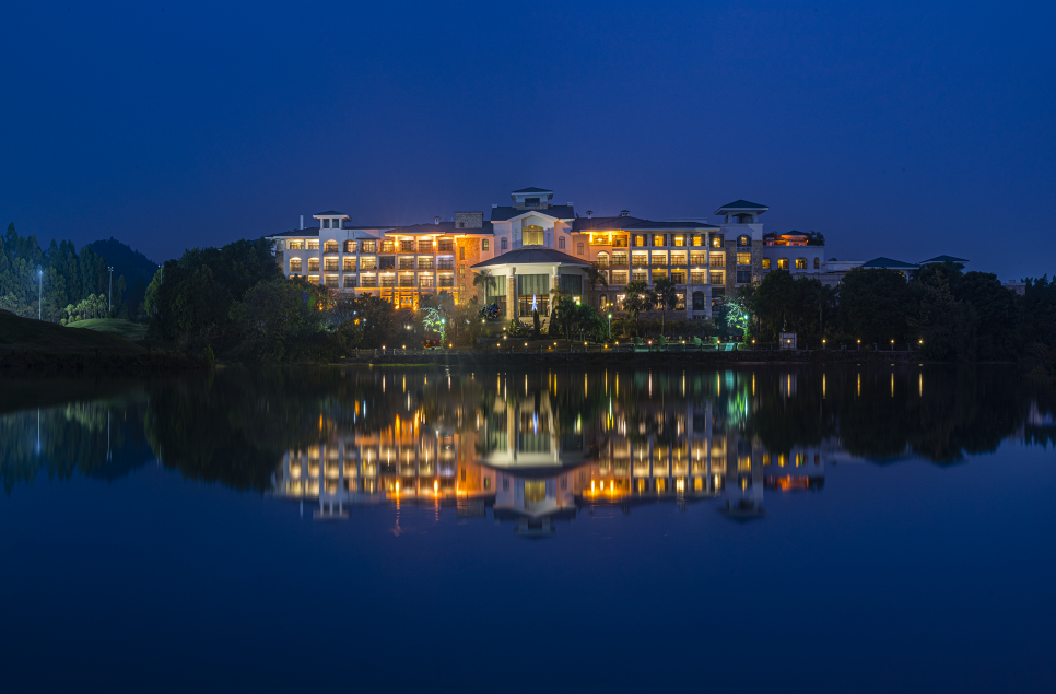 광저우 홀리데이 리조트 골프 패키지