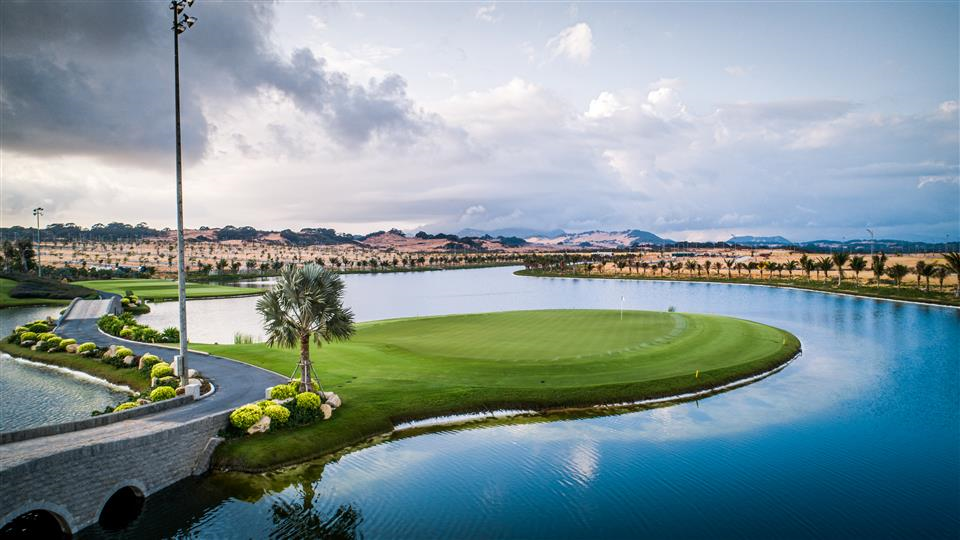 나트랑 시내 3색 골프 패키지