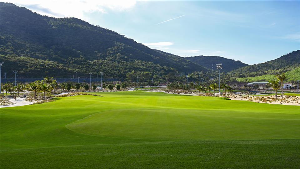 나트랑 나라빈티엔 2색 골프 패키지