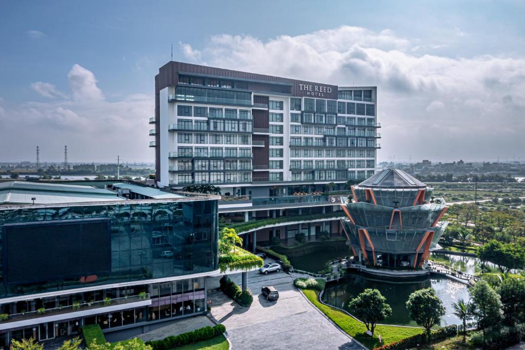 닌빈 시내 3색 골프 여행 패키지