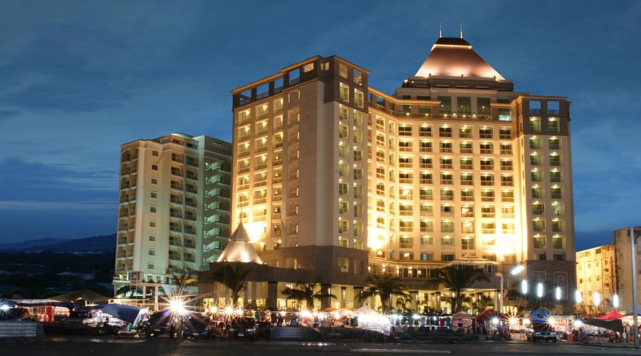 시라차 시내 다색 골프 여행 패키지